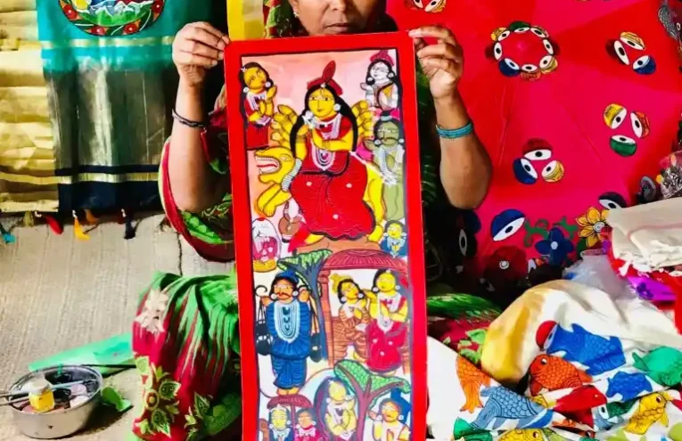 Folk Artistry's Evolution: Indian Patuas Bridge the Gap Between Tradition and Contemporary Issues 7 Folk Visions Art