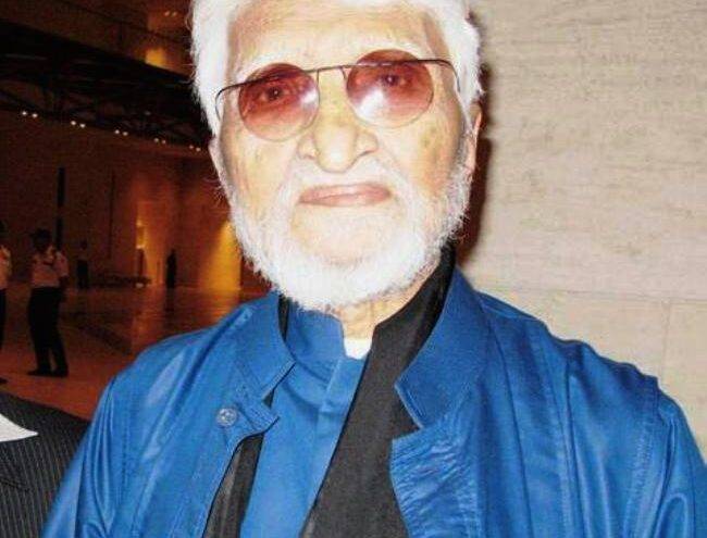 M.F.Husain : The Barefoot Maestro: 10 Unconventional Facts About the artist 5 M F Husain